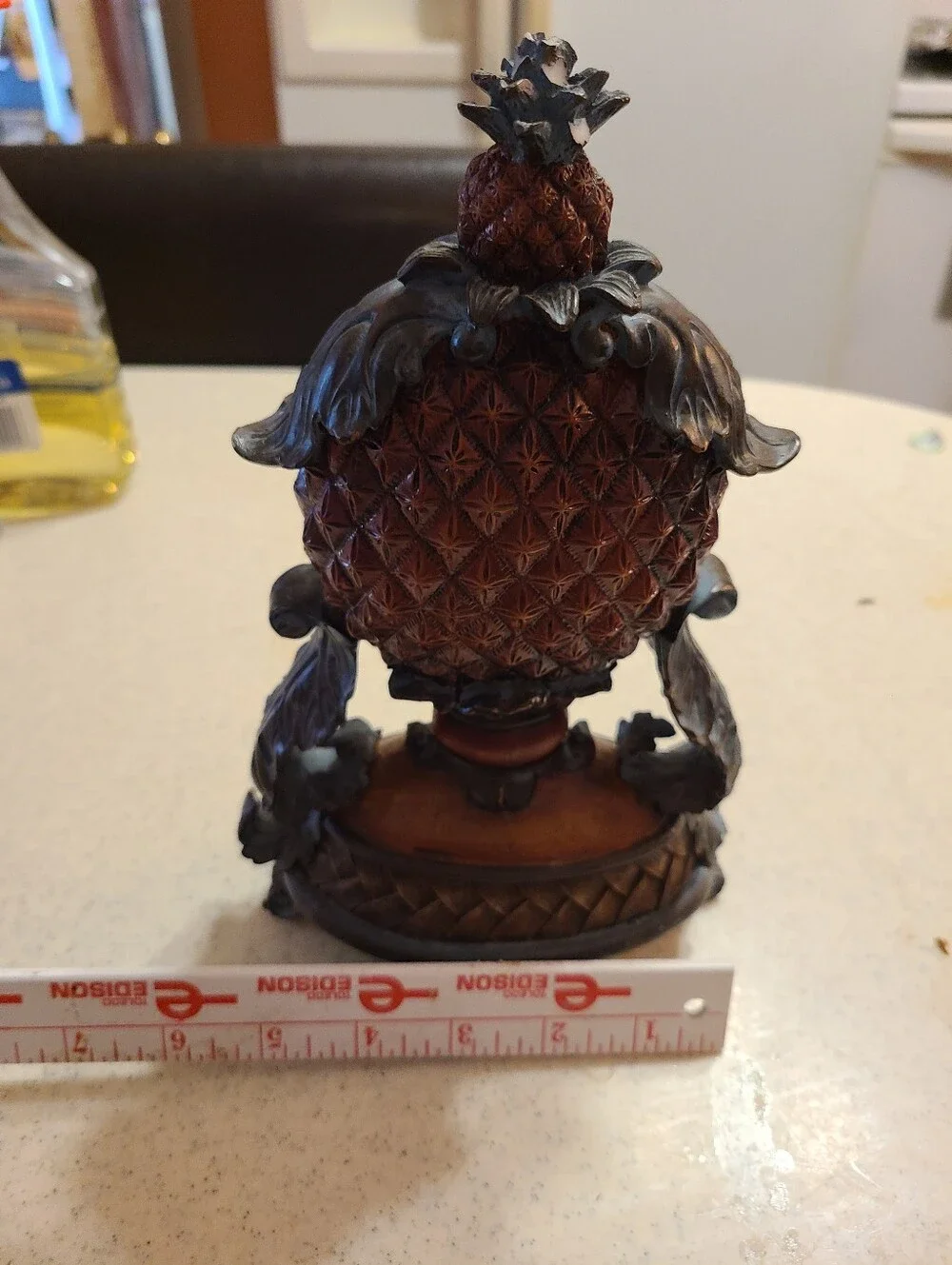 Classic Pineapple Table Clock – Brown
